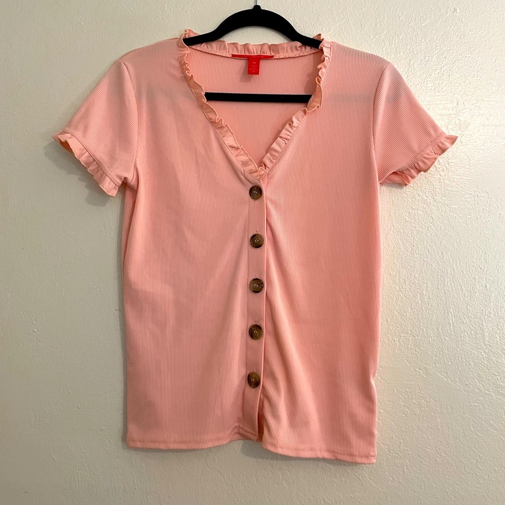 Comfy, stretchy button up tee, ruffle collar, Med
